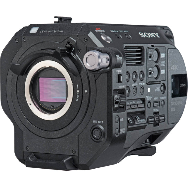 - Mount System
- RELEASE
- ND FILTER
- PRESET
- VARIABLE
- STATUS DISPLAY
- SLOT SELECT
- CANCEL
- MENU
- THUMBNAIL
- BACK
- SEL/SET
- 4K
- LOCK
- AUDIO LEVEL
- ND
- IRIS
- WB SET
- PUSH AUTO