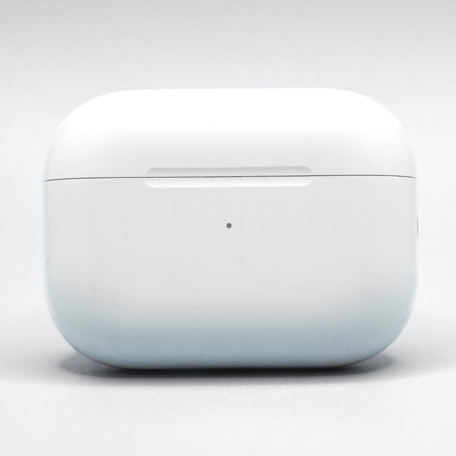 Front. Apple - Apple AirPods Pro 2nd Gen (USB-C) - Replacement Charging Case (A2968).