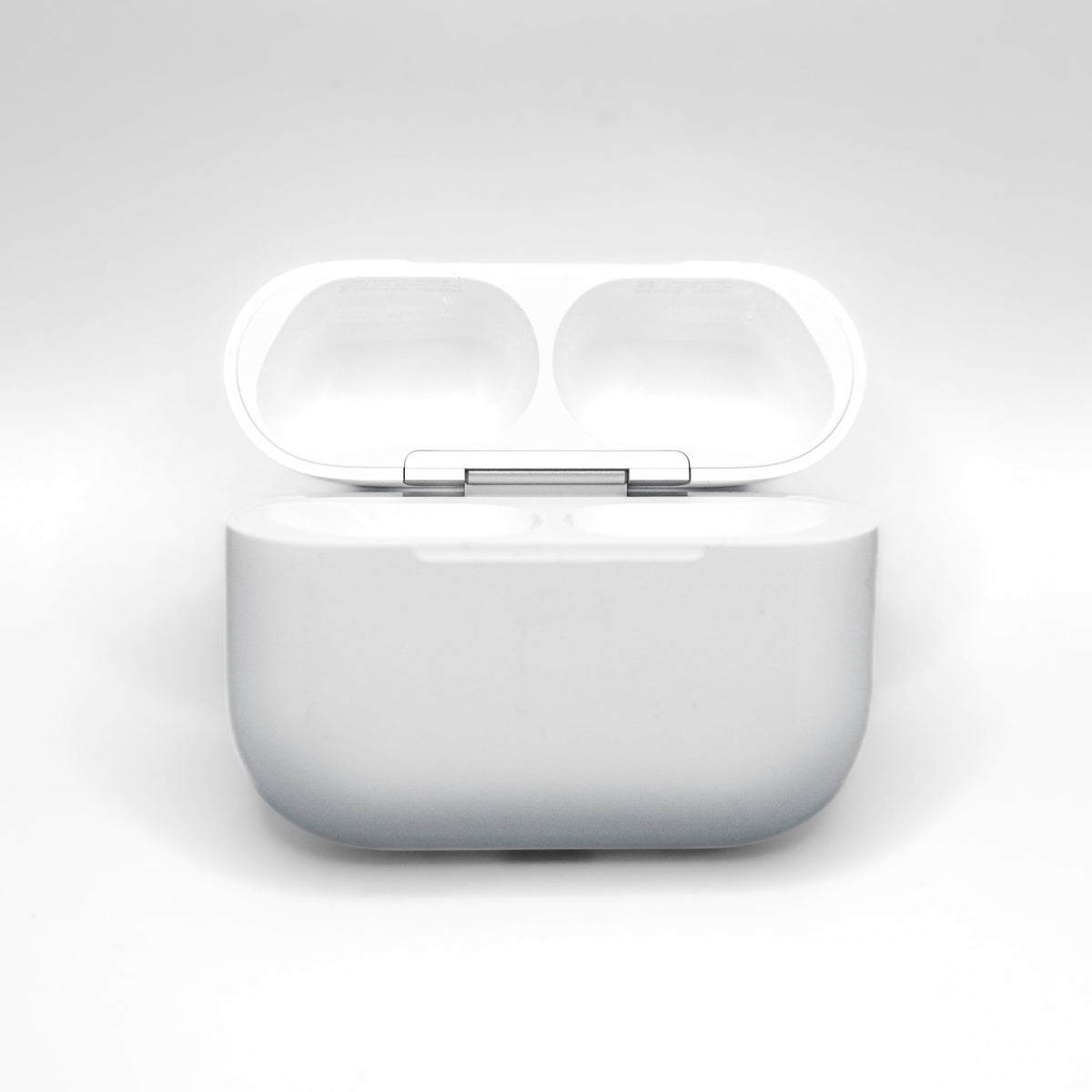 Apple - Refurbished Excellent - AirPods Pro 3rd Gen - Replacement Charging Case (A3122)