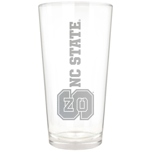 Front. Great American Products - NC State Wolfpack Etched 16oz. Vertical Rally Cry Pint Glass - Multicolor.