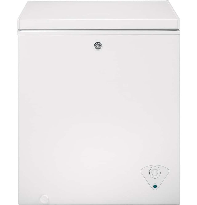 Front. GE - 5.0 Cu. Ft. Garage-Ready Chest Freezer - White.
